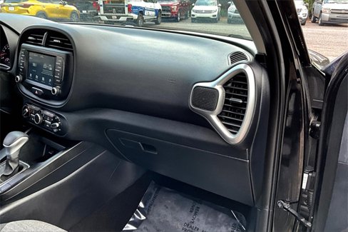 Used 2021 Kia Soul S image 22