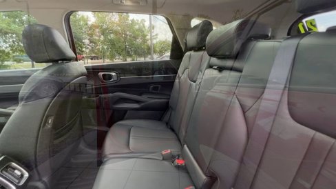 Used 2021 Kia Sorento S w/ Panoramic Sunroof Package image 36