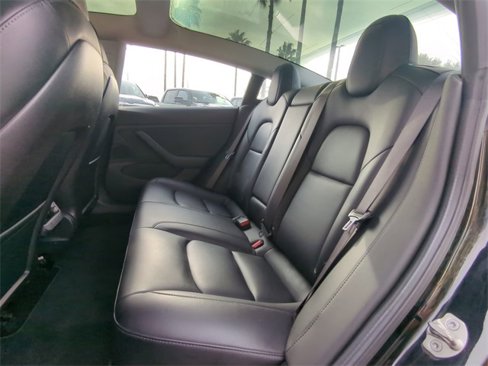 Used 2018 Tesla Model 3 Performance image 14