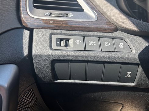Used 2017 Hyundai Santa Fe Sport image 27
