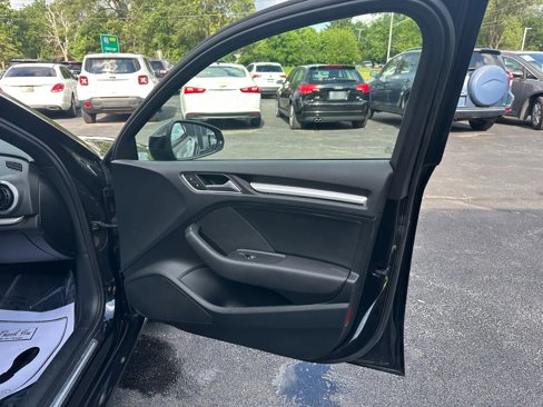 Used 2018 Audi A3 2.0T Premium image 23