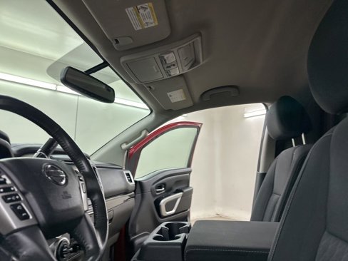 Used 2017 Nissan Titan SV w/ SV Utility Package image 24