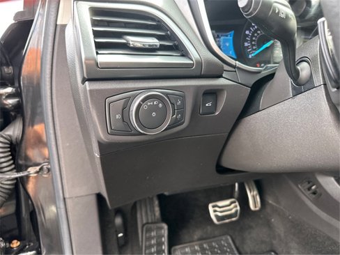 Used 2014 Ford Fusion Titanium image 22