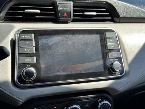 Certified 2022 Nissan Versa SV w/ Trunk Package image 27