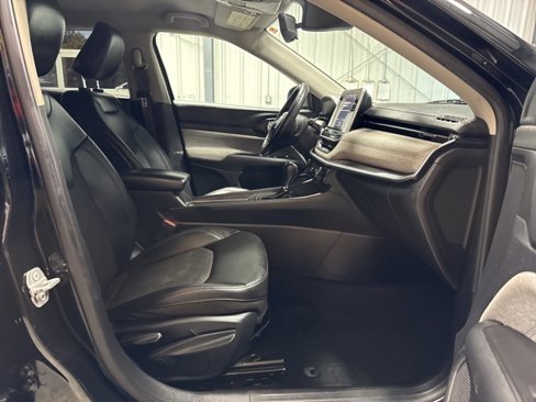 Used 2022 Jeep Compass Latitude image 24