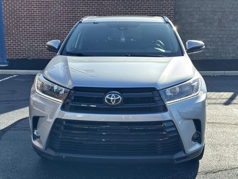 Used 2019 Toyota Highlander SE image 9