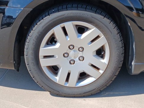 Used 2013 Dodge Avenger SE image 33