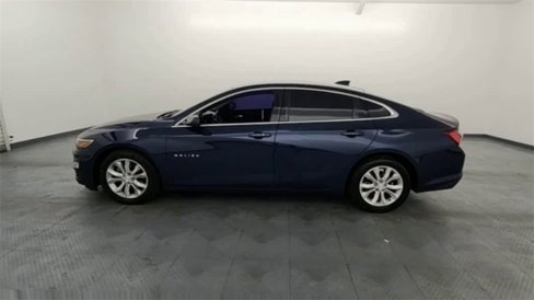 Used 2019 Chevrolet Malibu LT w/ Leather Package image 5