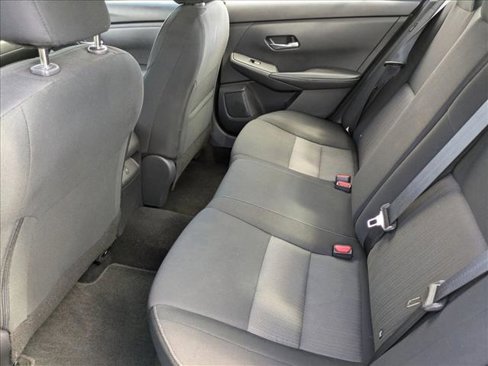 Used 2023 Nissan Sentra SV image 17