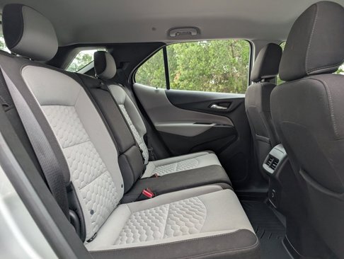 Used 2020 Chevrolet Equinox LS image 19
