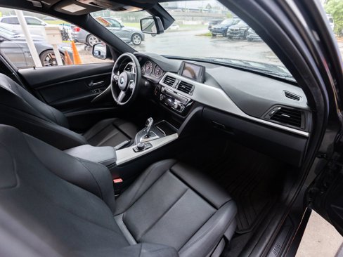 Used 2016 BMW 320i Sedan image 21