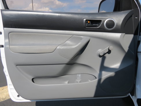 Used 2010 Toyota Tacoma 2WD Regular Cab image 20