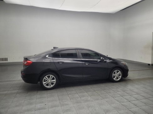 Used 2018 Chevrolet Cruze LT w/ Convenience Package image 10