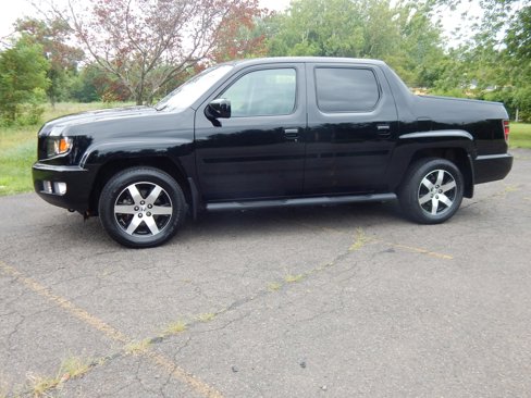 Used 2014 Honda Ridgeline SE image 2