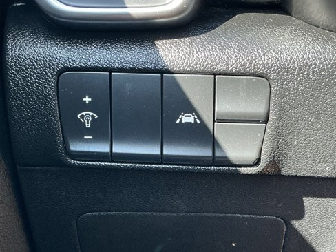 Used 2022 Kia Sportage LX image 56