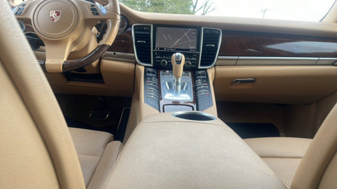 Used 2011 Porsche Panamera 4 image 44