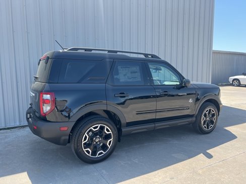 New 2025 Ford Bronco Sport Outer Banks w/ Outer Banks Tech Package+ image 14