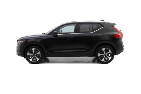 Certified 2025 Volvo XC40 B5 Core w/ Protection Package Premier image 5