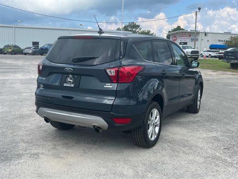 Used 2019 Ford Escape SE image 5