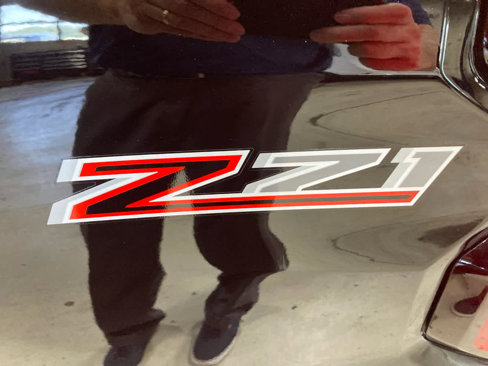Used 2023 Chevrolet Colorado Z71 w/ Z71 Convenience Package 2 image 11