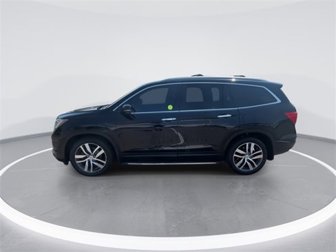 Used 2016 Honda Pilot Touring image 19