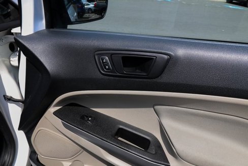Used 2020 Ford EcoSport S image 39
