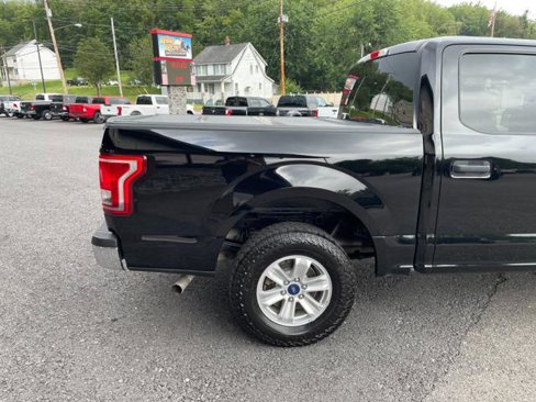 Used 2017 Ford F150 XLT w/ Trailer Tow Package image 8