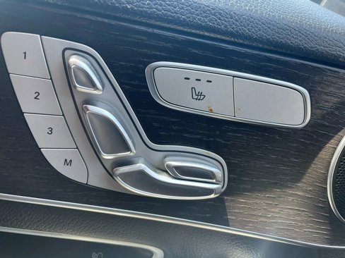 Used 2019 Mercedes-Benz C 300 4MATIC Sedan image 10