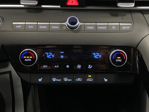 Certified 2023 Hyundai Elantra SEL w/ Convenience Package image 24