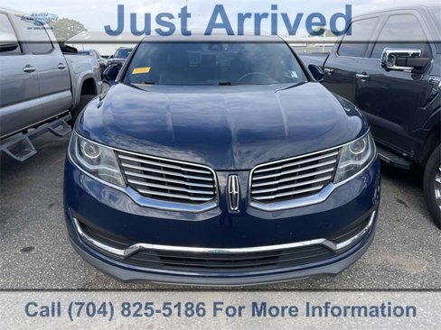 Used 2018 Lincoln MKX Reserve w/ Driver Assistance Package image 2