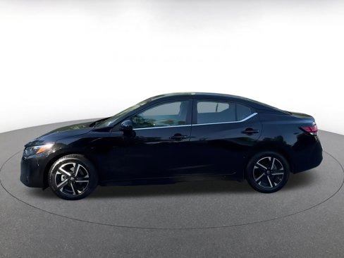 Used 2024 Nissan Sentra SV image 10