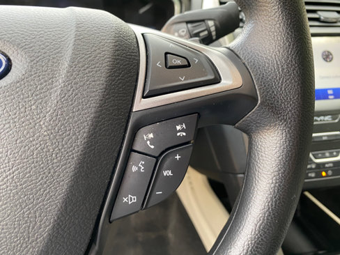 Used 2019 Ford Fusion SE image 61