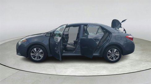 Used 2015 Toyota Corolla LE image 11