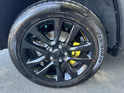 Used 2018 Jeep Grand Cherokee Altitude image 30