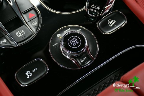 Used 2022 Bentley Bentayga image 39