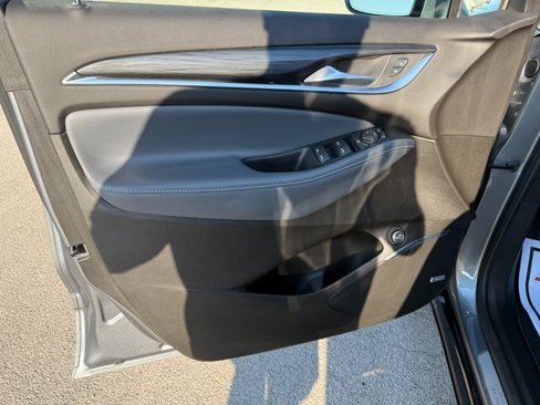 Used 2021 Buick Enclave Essence w/ Sound and Sites Package image 10