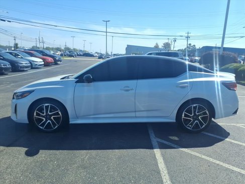 Used 2024 Nissan Sentra SR w/ SR Premium Package image 4