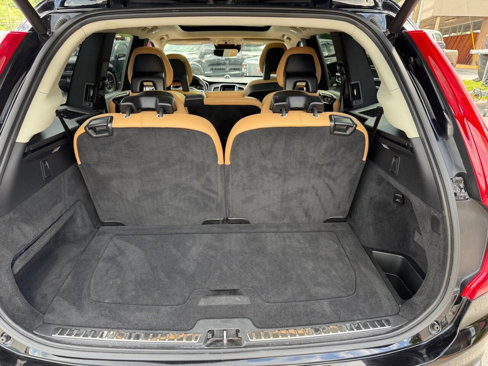 Used 2016 Volvo XC90 T6 Momentum w/ Momentum Plus Package image 30