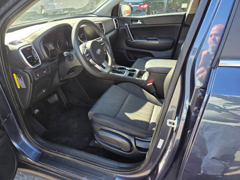 Used 2022 Kia Sportage LX image 13