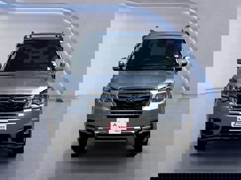 Used 2018 Subaru Forester 2.5i Premium w/ All-Weather Package image 8