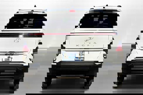 Used 2024 Hyundai Kona SEL image 3