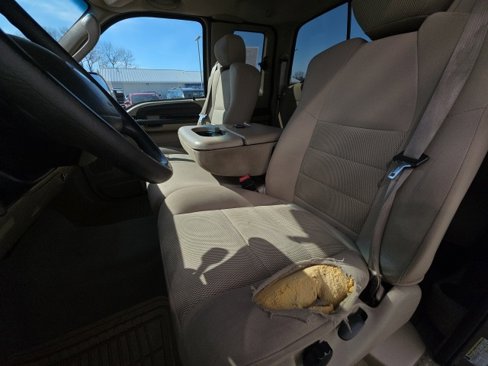 Used 2006 Ford F350 XL image 12