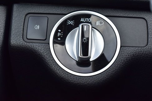 Used 2013 Mercedes-Benz C 300 4MATIC Sedan image 40