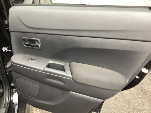 Used 2022 Mitsubishi Outlander Sport LE image 16