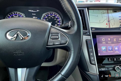 Used 2014 INFINITI Q50 Premium w/ Navigation Package image 21