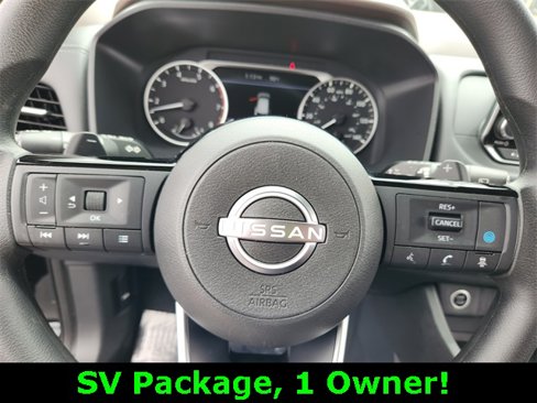 Used 2022 Nissan Rogue SV image 14