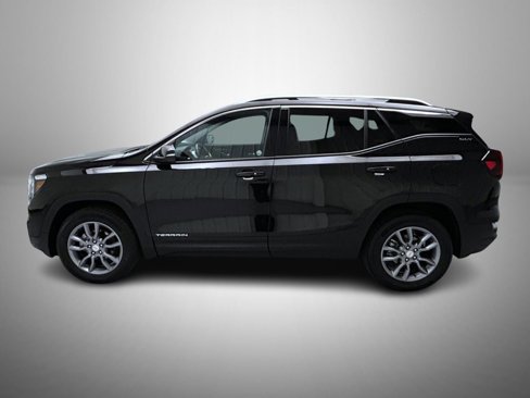 Used 2024 GMC Terrain SLT image 8