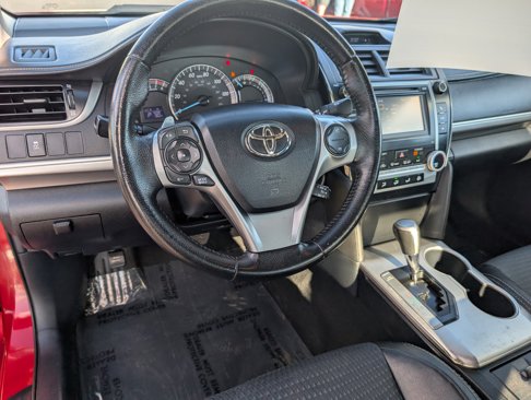 Used 2012 Toyota Camry SE image 13