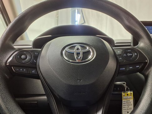 Used 2023 Toyota Corolla LE image 24