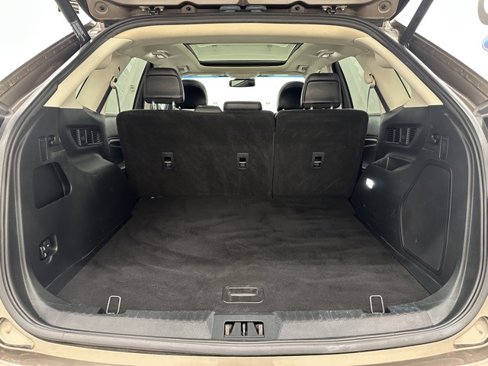 Used 2019 Ford Edge Titanium w/ Equipment Group 301A image 16